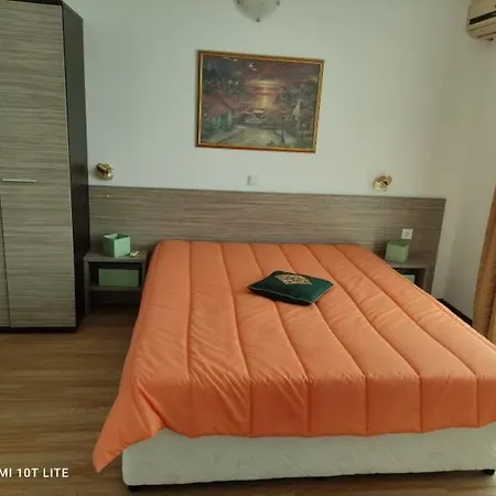 Apartament прекрасен с изглед към морето сарафово 1